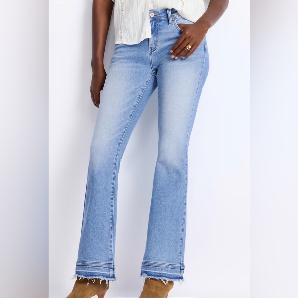 KanCan Aubrey Mid-Rise Boot Jean Indigo